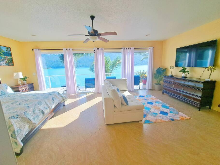 Sailfish Villa Luxury Beachfront Estate Magens Bay Cruz Bay Экстерьер фото